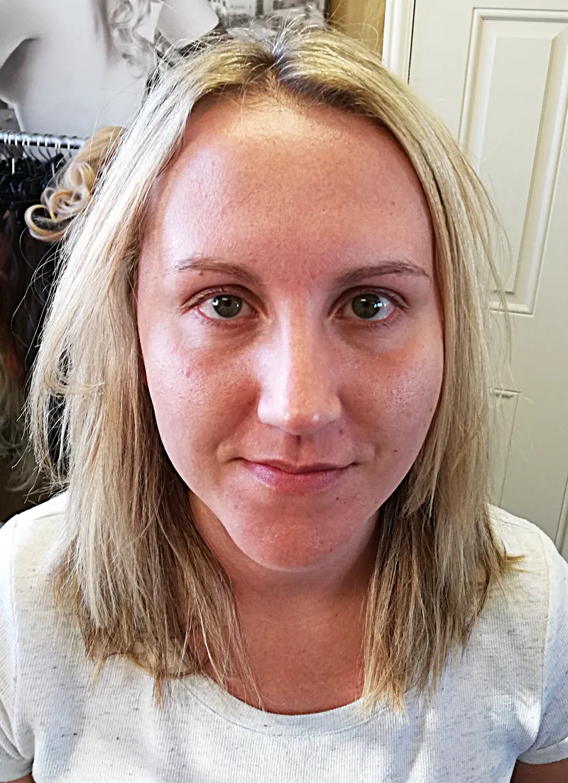 Natalia in casual blonde selfie, plain natural everyday appearance